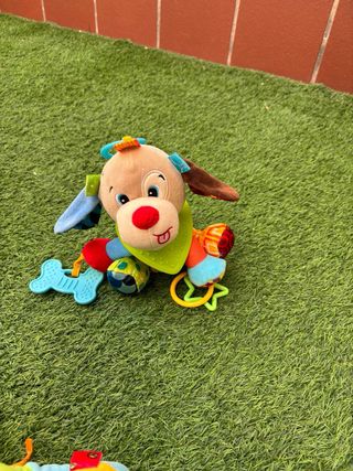 Peluche perro mordedor texturas