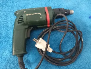 Taladro Eléctrico Verde metabo