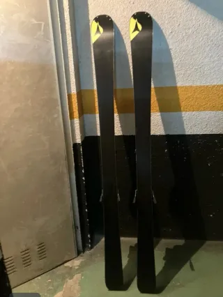 Esquís Atomic Nomad 160 cm