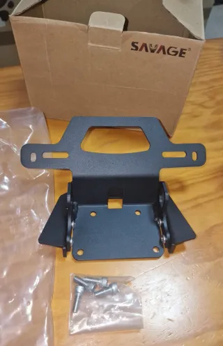 Soporte matrícula SAVAGE (eliminador matrícula)