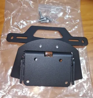 Soporte matrícula SAVAGE (eliminador matrícula)