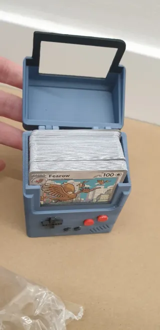 Caja cartas Pokemon Game Boy