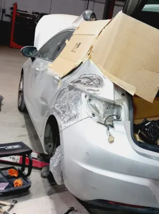 Carrocería chapista pintur