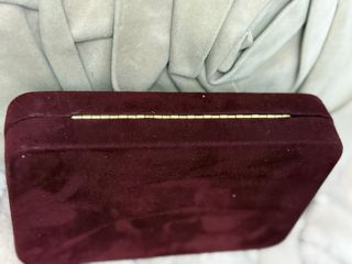 Bolso de terciopelo burdeos