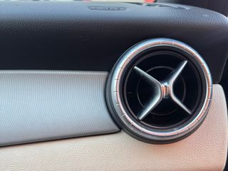 MERCEDES-BENZ CLASE CLA 200