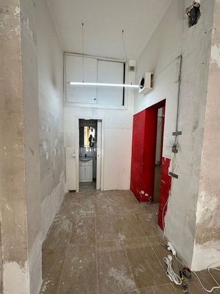 Local comercial en alquiler en La Nova Esquerra de l'Eixample en Barcelona