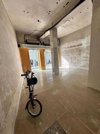 Local comercial en alquiler en La Nova Esquerra de l'Eixample en Barcelona