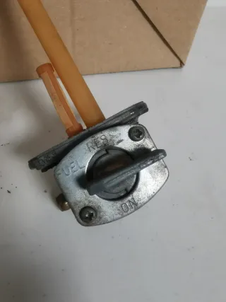 Grifo Gasolina Yamaha XTZ 600 Ténéré 89