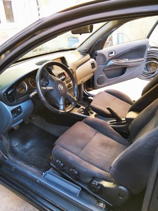 Nissan Almera 2005