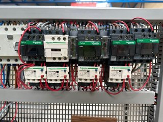 Instalaciones eléctricas de baja tensión