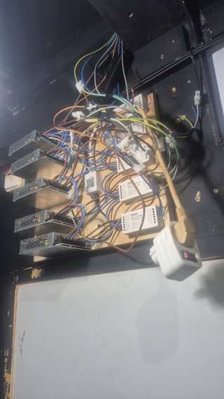 Instalaciones eléctricas de baja tensión