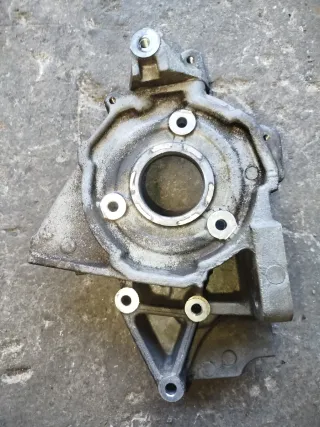 Soporte Renault 7700106975