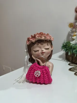 Portachiavi uncinetto nero con albero vita