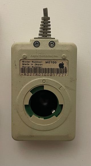 Apple Mouse M0100 Vintage Macintosh Japón