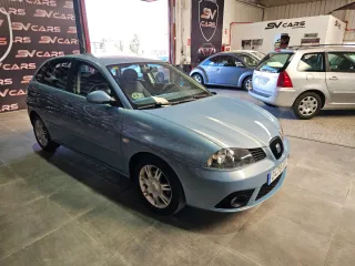 SEAT Ibiza 1.9tdi 100cv,tan solo 120.000k,4/2006.