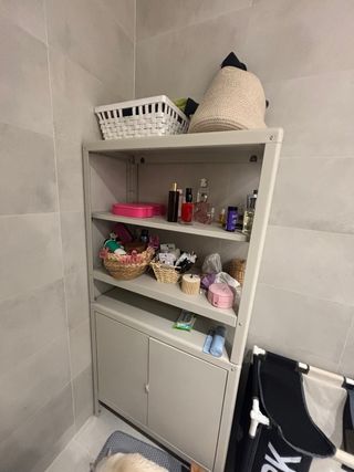 Estantería auxiliar IKEA beige