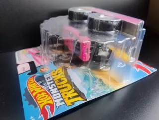 Hot Wheels Barbie Monster Vette