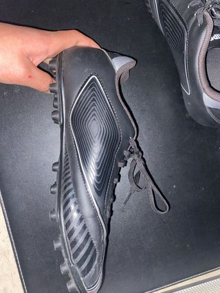 Multitacos Kipsta Talla 43 Negros