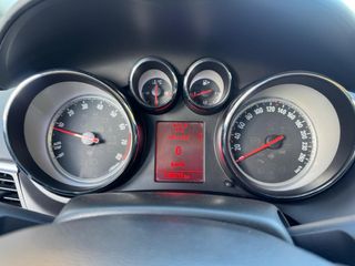 Opel Zafira Tourer TURBO 2012 7 PLAZAS ETIQUETA C