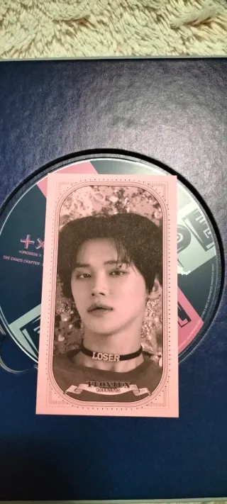 Álbum TXT The Chaos Chapter: Fight or Escape