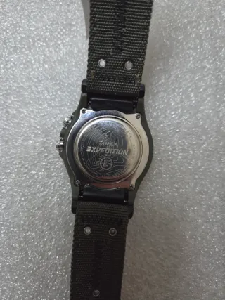 Relógio Timex Expedition Vintage