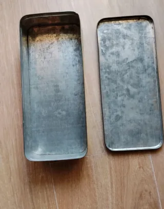 Lata antigua colección figuras clásicas