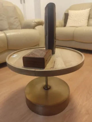 Mesa Auxiliar Madera Mango y Dorado