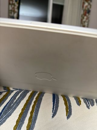 iPad Air 5ª Gen 64GB Blanco + Funda Apple