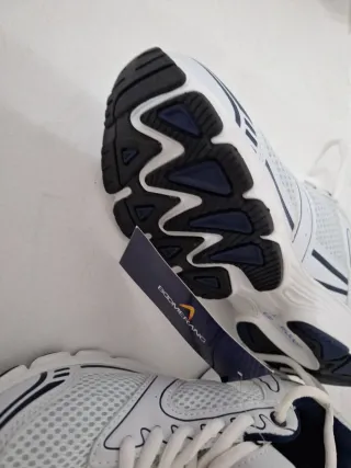 Deportivas Boomerang Blancas y Azules