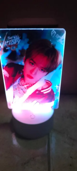 Lámpara LED Lee Know Stray Kids