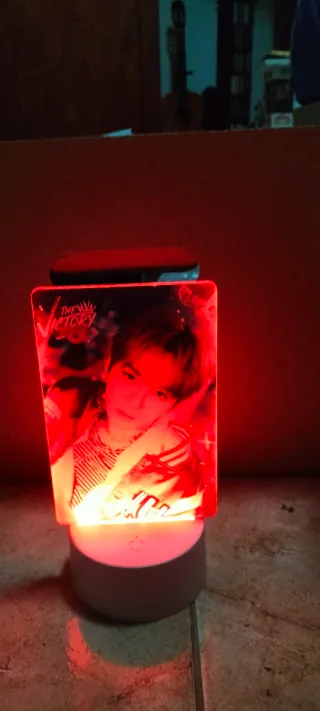 Lámpara LED Lee Know Stray Kids