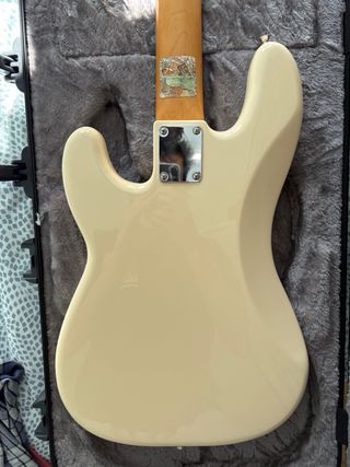 Fender Precision Vintera II Bajo Eléctrico