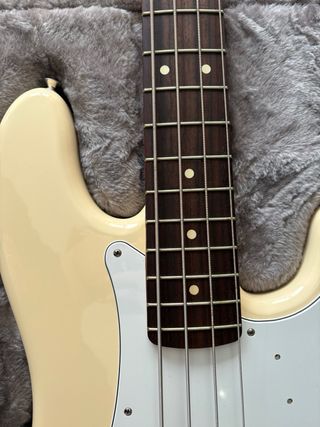 Fender Precision Vintera II Bajo Eléctrico