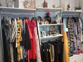Mobiliario Tienda Ropa y Complementos