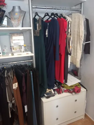 Mobiliario Tienda Ropa y Complementos