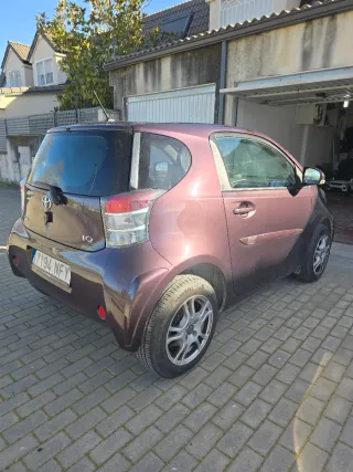 Toyota iQ 2009