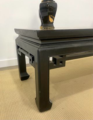 Antigua mesa baja china madera lacada 130x50 cm