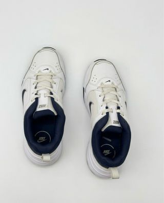 Zapatillas Nike Blancas y Azul Marino