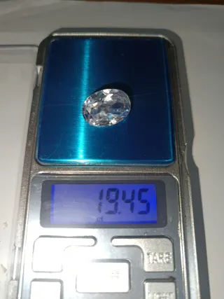 Zaffiro bainco 19.45 Ct Colore D Purezza IF