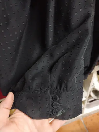 3 Blusas Zara y Blanco T.40