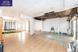 Local comercial en venta en Las Tres Cruces en Armilla