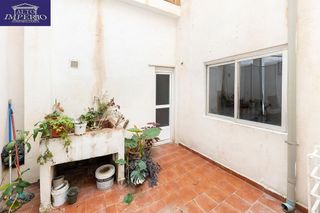 Local comercial en venta en Las Tres Cruces en Armilla