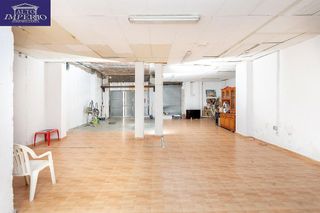 Local comercial en venta en Las Tres Cruces en Armilla