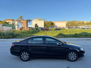 VOLKSWAGEN PASSAT 2.0 TDi 140CV NACIONAL