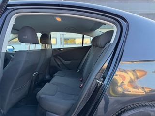 VOLKSWAGEN PASSAT 2.0 TDi 140CV NACIONAL