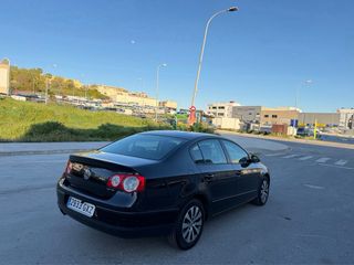 VOLKSWAGEN PASSAT 2.0 TDi 140CV NACIONAL