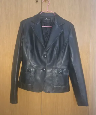 Chaqueta efecto piel New Woman Talla L