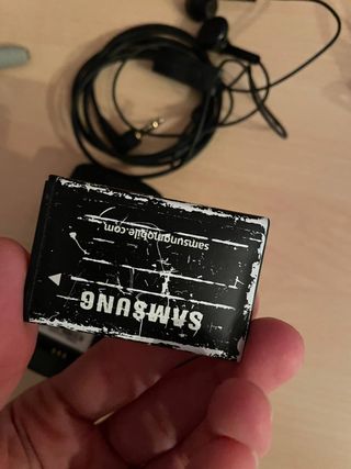 Samsung Móvil Antiguo de Tapa Negro Vodafone