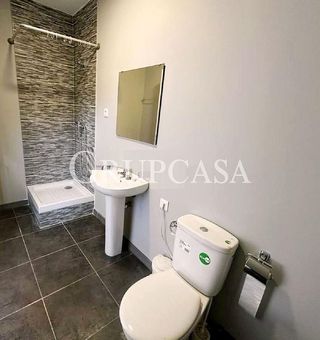 Local comercial en alquiler en La Bordeta en Lleida