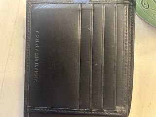 Portafoglio Tommy Hilfiger nero e blu